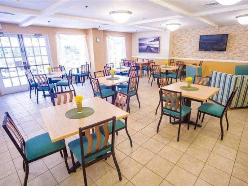 Hampton By Hilton Grand Cayman Seven Mile Beach George Town Zewnętrze zdjęcie